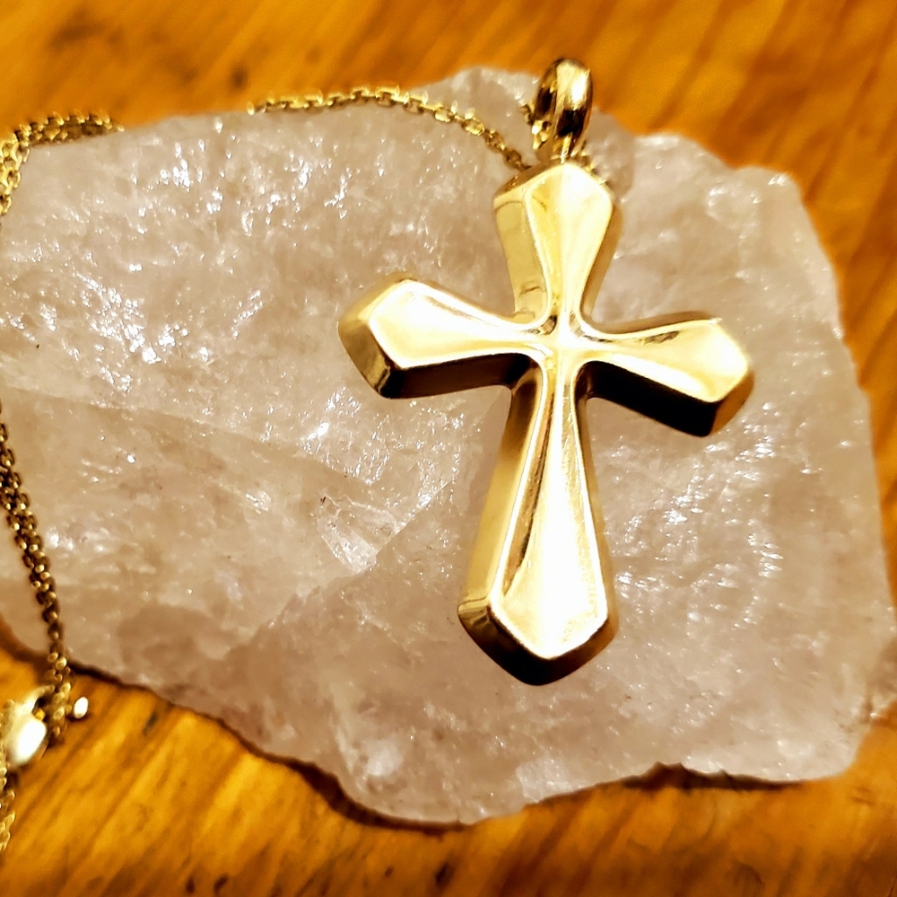 14k Gold cross pendant